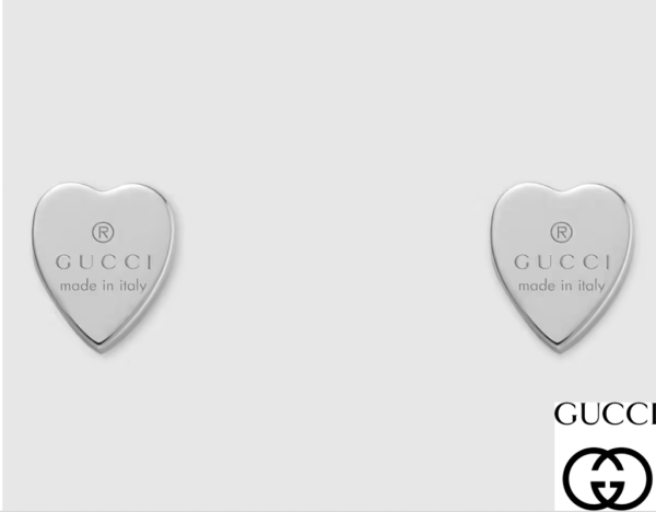 Heart earrings with Gucci trademark