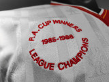 198586 season Liverpool away jersey