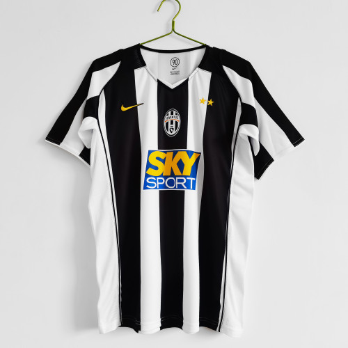 2004-05 season Juventus home jersey