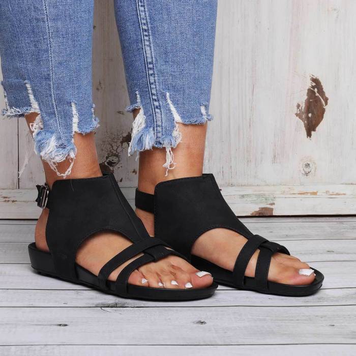 Large Size Women Summer Flat Heel Peep Toe Casual Adjustable Buckle Sandals