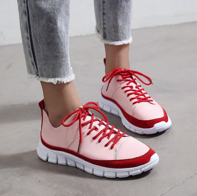 Women's Casual Lace Up PU Leather Sneakers