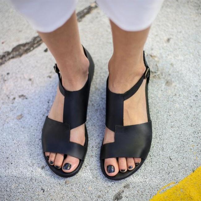 Women Chic Black Artificial Leather Sandals