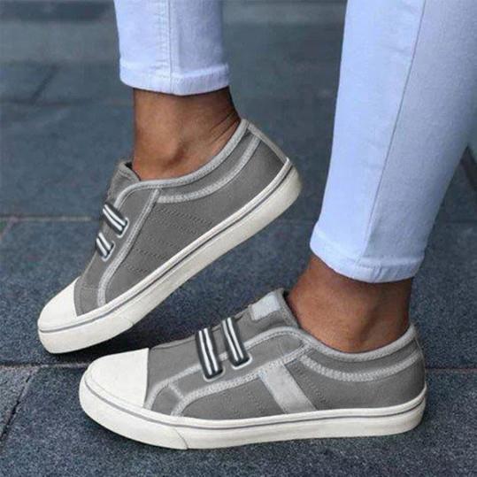 plain flat round toe casual sneakers