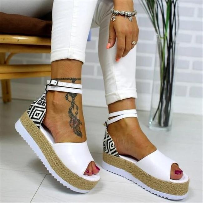 Women Elegant Fashion Thick Sole Adjustable Buckle Sandals