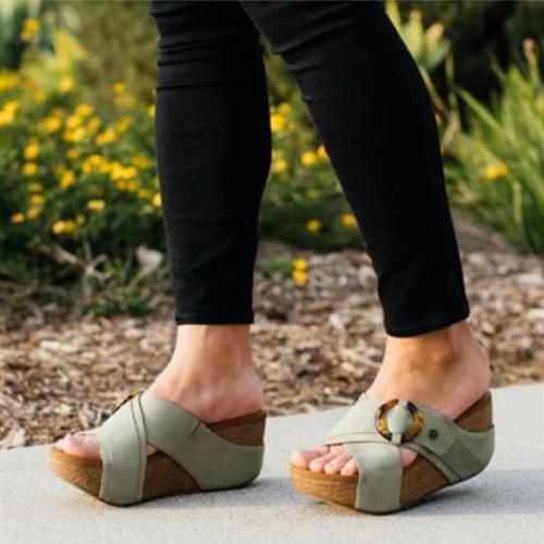 Women's simple wedge slippers