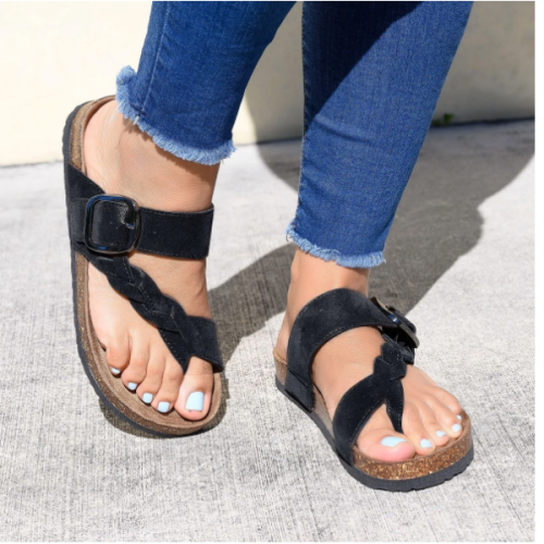 2020 New And Fashional Woman Braided Toe Ring Footbed Sandals