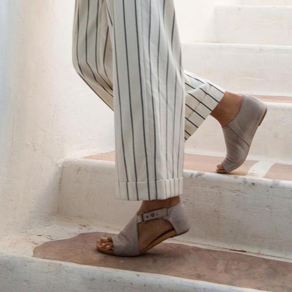 closed heel flat sandals