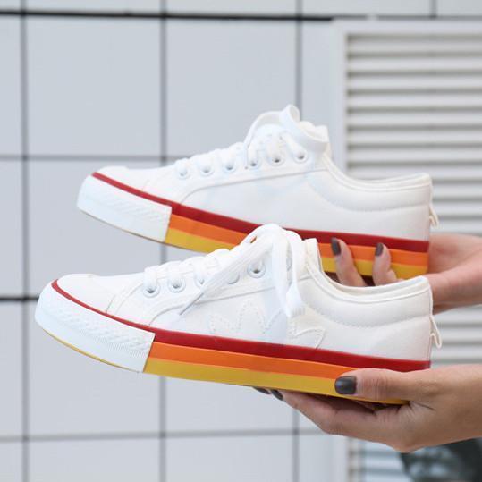 plain flat round toe casual sneakers