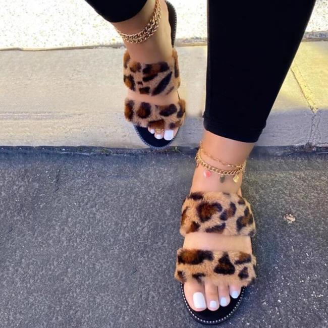 fluffy casual flat sandals