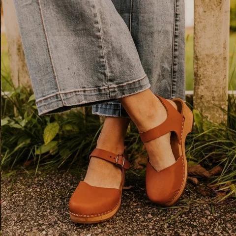 Pi Clue Daily Other Sandals