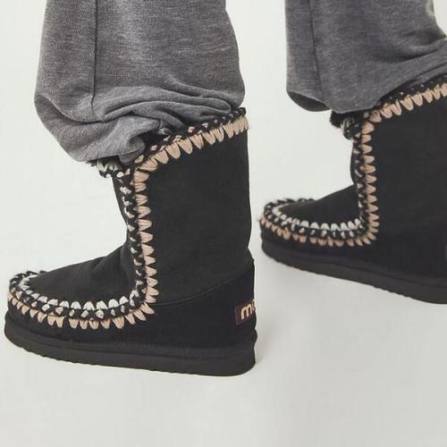 NEW! Women's Flat Round Toe Winter Boots With Pearl Polka Dot shoes