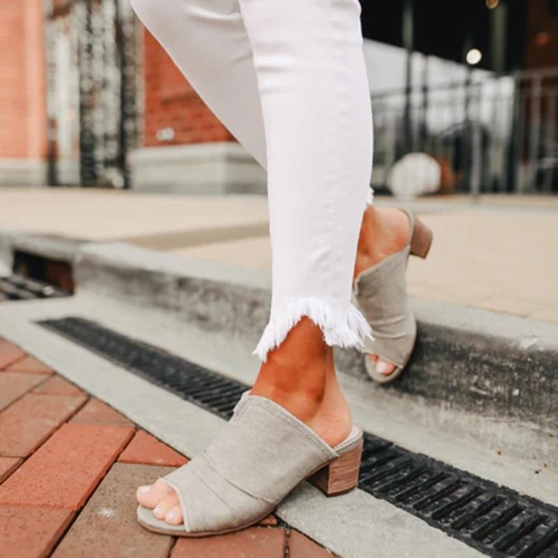 chunky sandals 2021