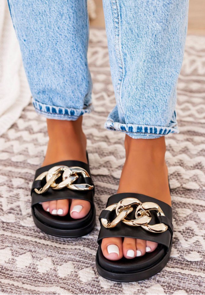 Women's Fashion Rivet Chain Flat Slippers