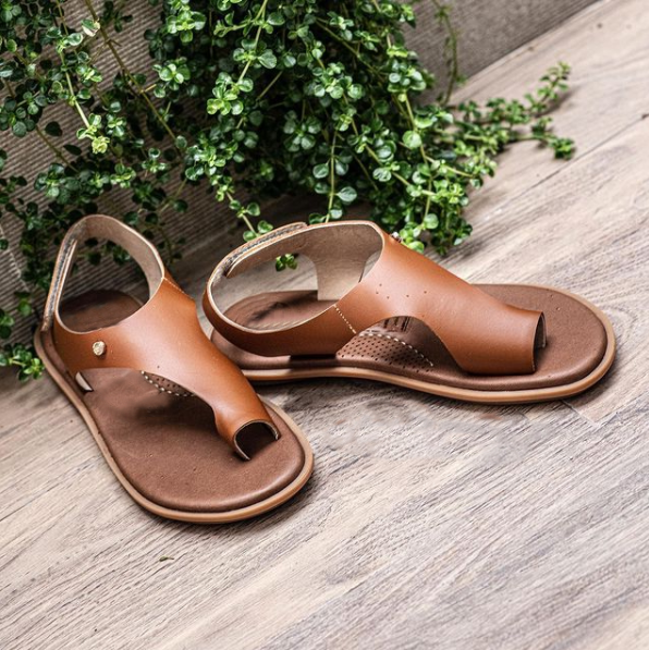 Women‘s Fashionable And Comfortable Velcro Flip-Flop Sandals