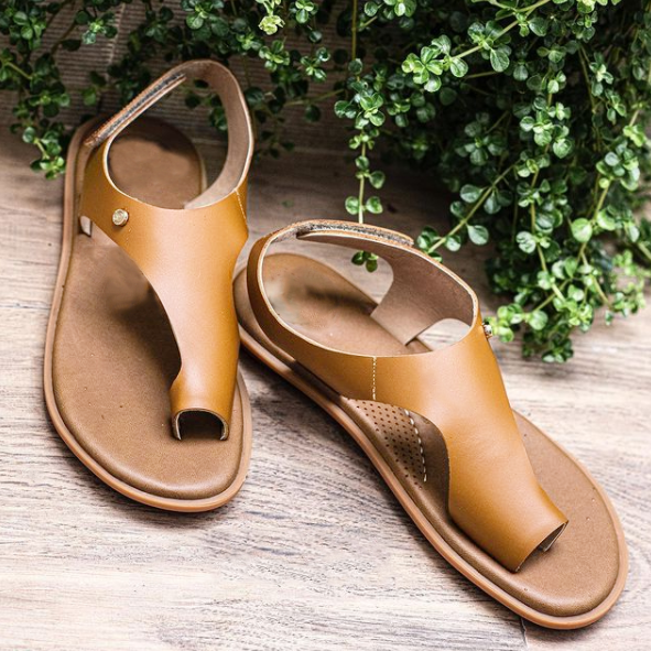 Women‘s Fashionable And Comfortable Velcro Flip-Flop Sandals