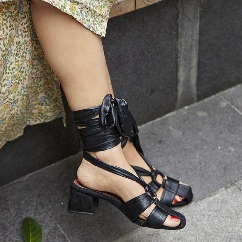 Women's Vintage Hollow-out Straps Chunky Heels