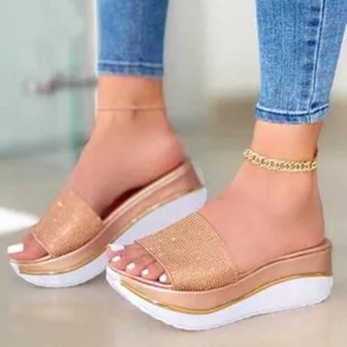 flat heel slippers