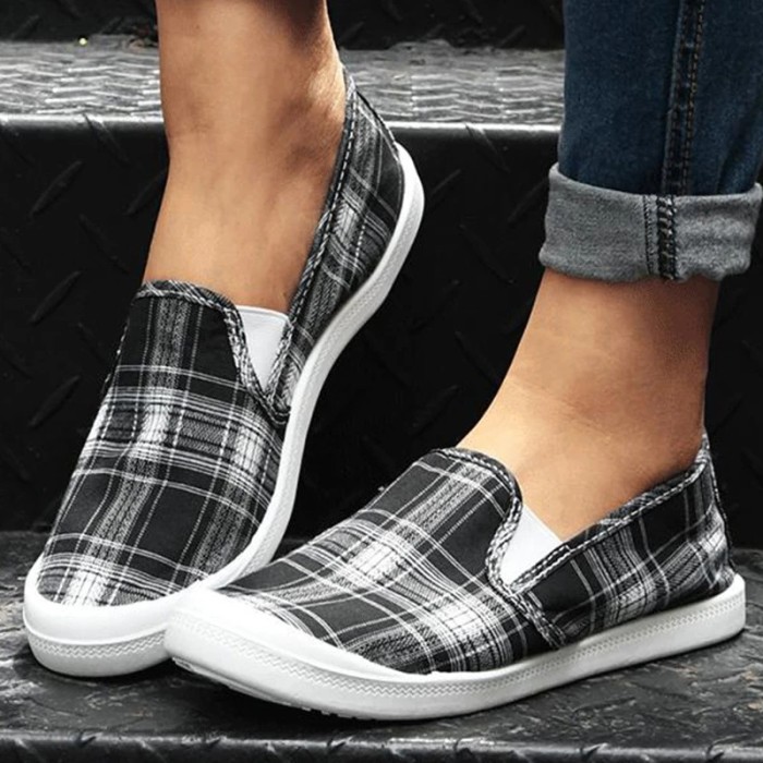 Women Casual Daily Cloth Plaid Printed Slip On Flats