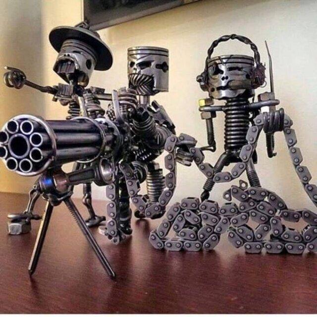 THE PISTON HEAD ARMY-TACTICAL ART