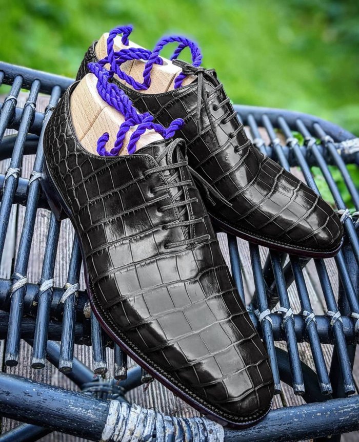 Men's Handmade Burgundy Crocodile Textured Leather Lace Up Stylish Dress & Formal Wear Shoes