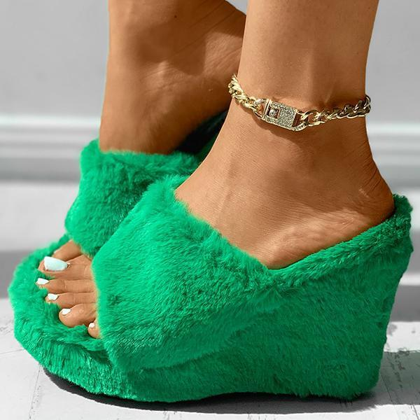Round Toe Fluffy Wedge Slippers