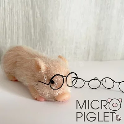 Micro Piglet miniature glasses