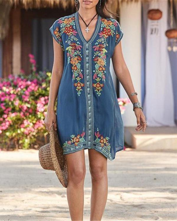 Plus Size Bohemian Embroidery V Neck Mini Dress