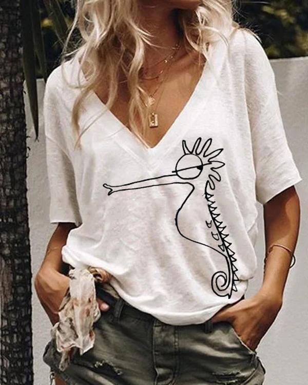 Printed Short Sleeved Casual V Neck Plus Size T-Shirt Top