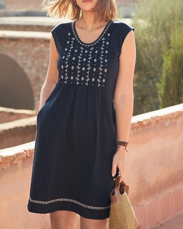 Casual Embroidered Sleeveless Dresses