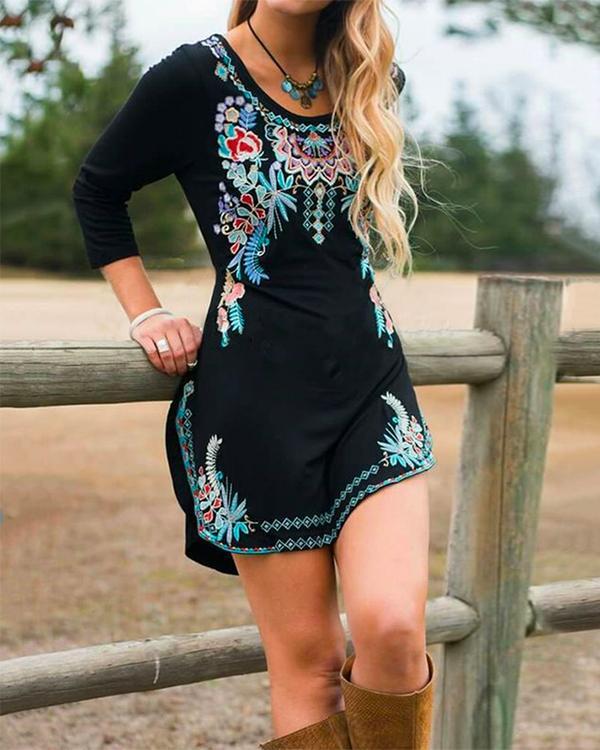 Long Sleeve Floral Crew Neck Embroidered Dresses