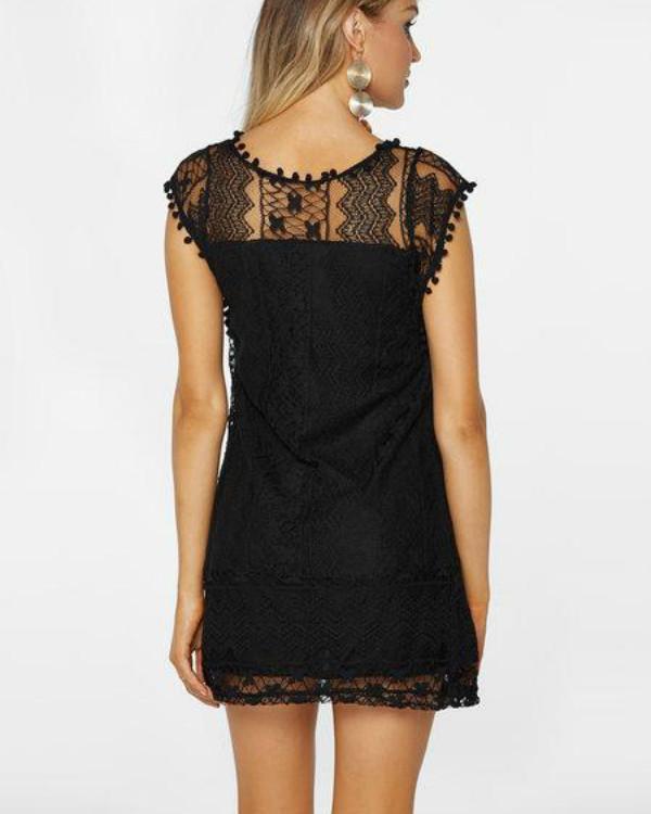 White and Black Lace Details Round Neck Sleeveless Dresses