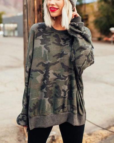 Camo Pattern Round Neck Pullover Sweatshirt