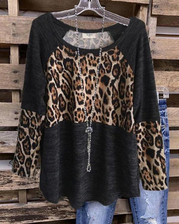 Women's Black Leopard Plus Size T-shirt without Necklace