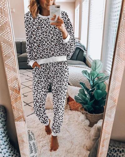 Leopard Printed Fashion Casual Long Sleeve Round Neck Women Suit