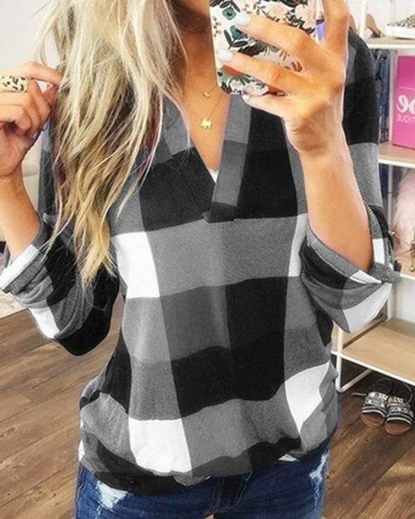 Plaid V-neck Long Sleeve T-shirt