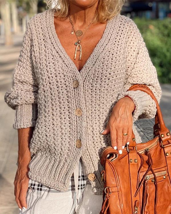 Solid Color Casual Buttoned Cardigan