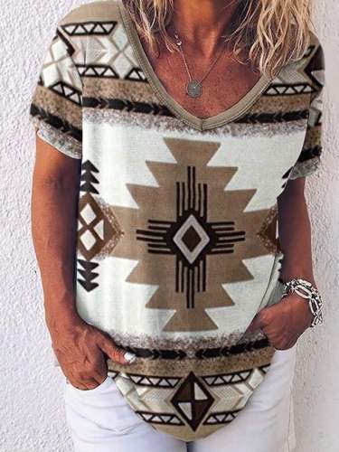 Women's Vintage Aztec Print Casual Tee