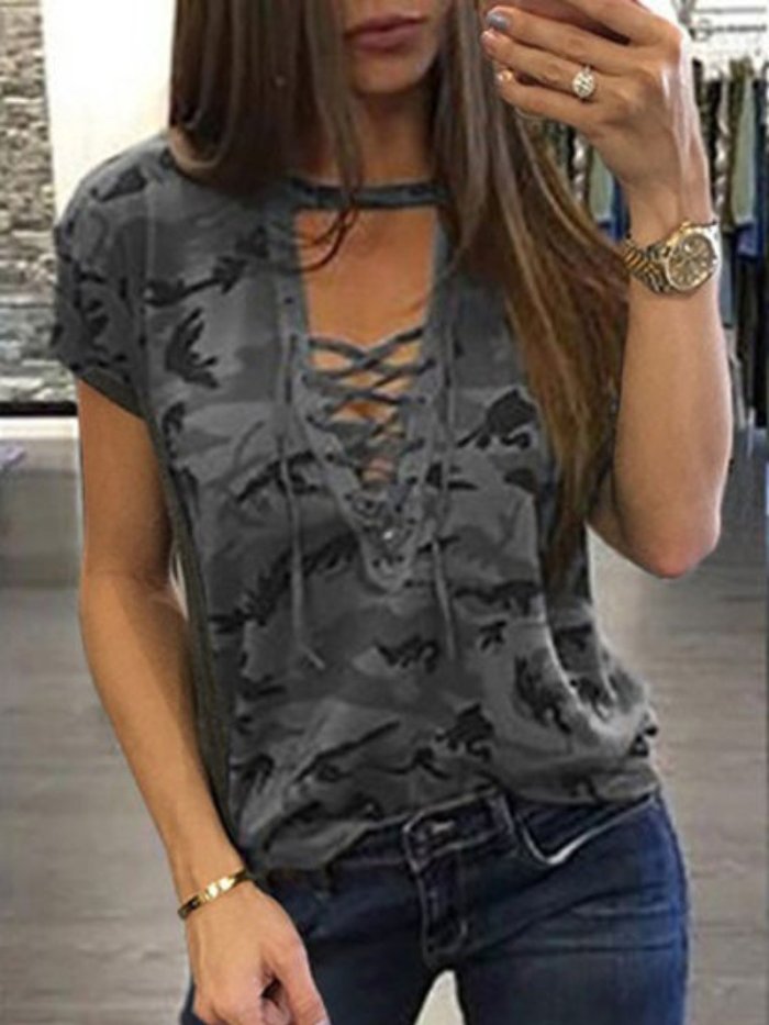 Casual Camouflage Printed V-neck T-shirt