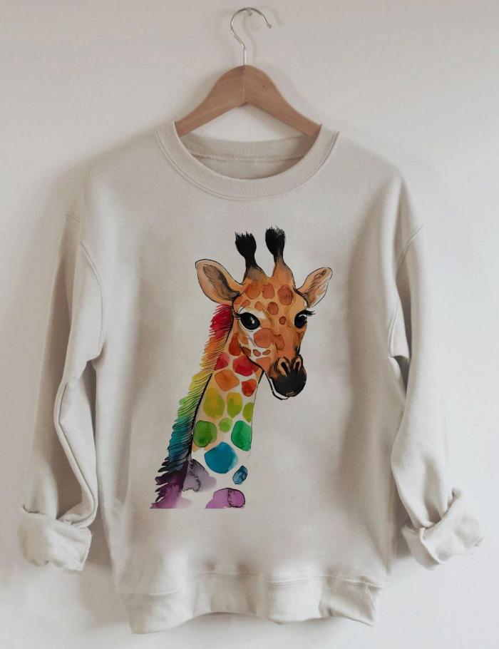 Women's Multicolor Giraffe Print Long Sleeve Round Neck Sweatshirt