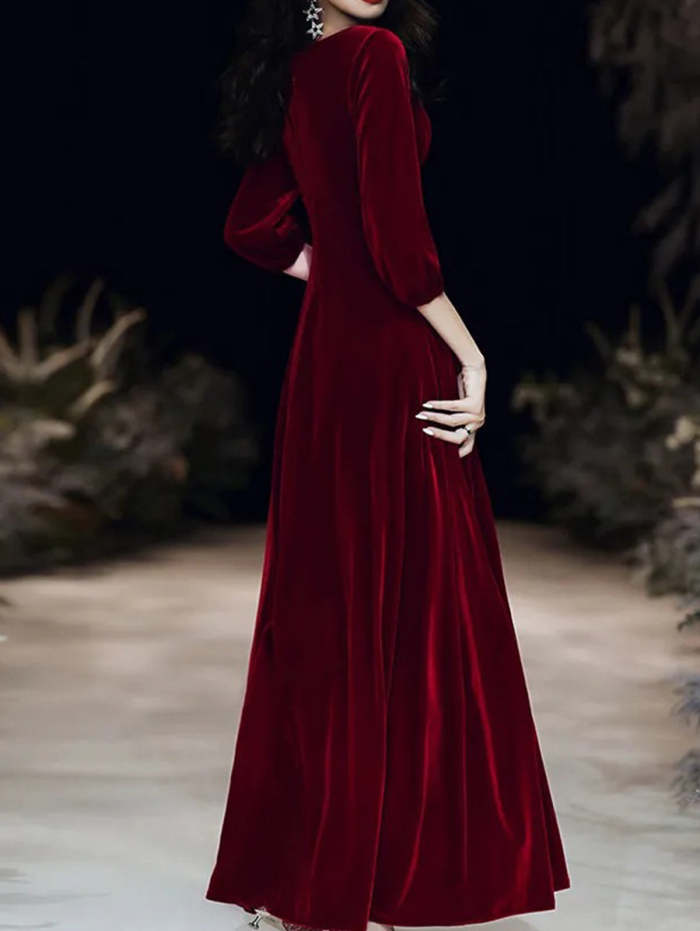 V Neck Buttoned Lantern Sleeve Retro Velvet Maxi Dress