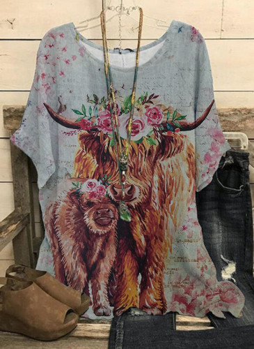 Women's Highland Cow Floral  Crew Neck Casual Print Top