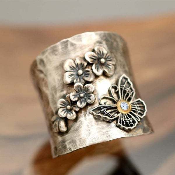 Last Day 75% OFFBee Flower Butterfly Wide Band Ring