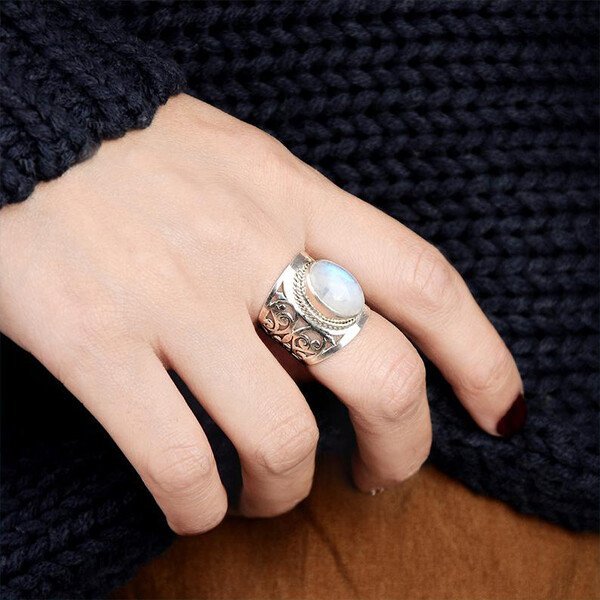 Filigree Rainbow Moonstone Ring