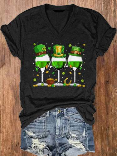 Women's Shamrock Wine Glasses Print V-Neck Short Sleeve T-Shirt