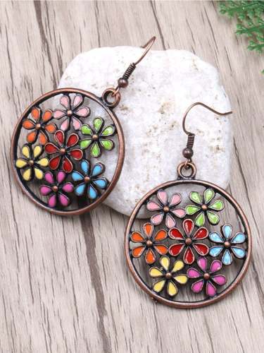 Fashion Round Cutout Flower Earrings