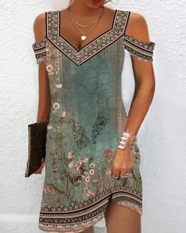 Casual Off-shoulder V-neck Short-sleeved Dress