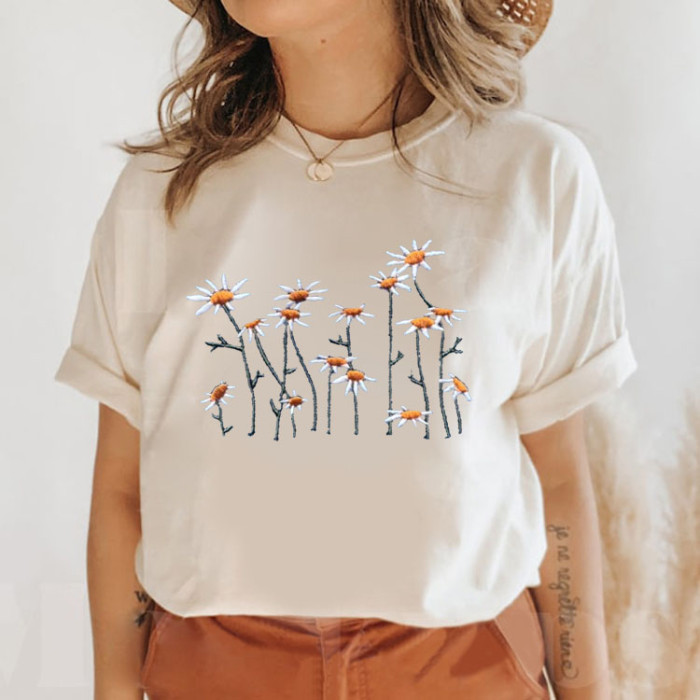 Daisy Embroidered T-Shirt