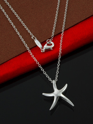 Simple Fashion Starfish Pendant Necklace