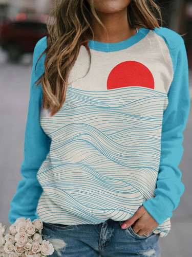 Vintage Japanese Waves & Sun Art Contrast Sweatshirt