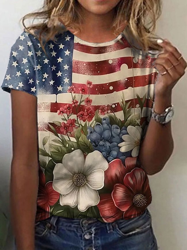 Women's Independence Day Flower Print T-Shirt